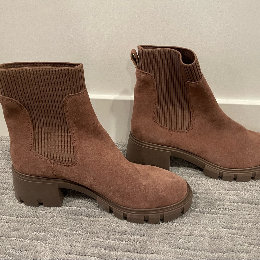 Steve Madden Tan Ankle Booties